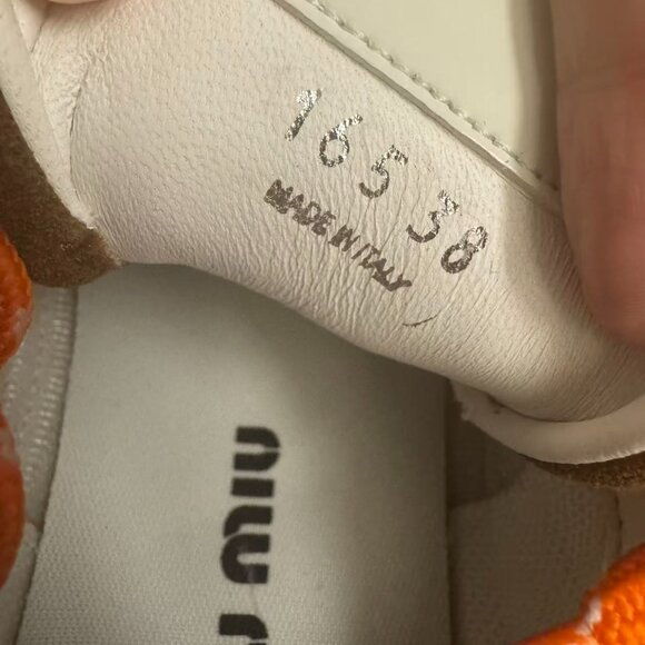 Miu Miu & New Balance 530 SL suede sneakers in Cinnamon - Picture 8 of 8